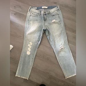 Boyfriend jeans with lace detail